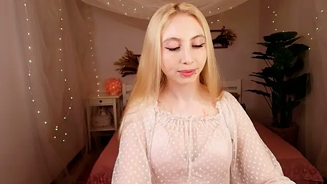 SugarLeash live XXX chat