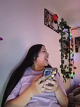 Chatroom XXX en direct de Bella-Gema