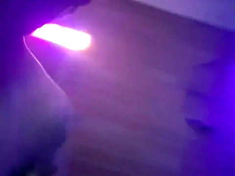 chronic_vibez's Live XXX Chat