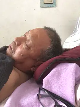 yaocaobi8 网络视讯表演