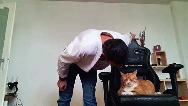 دردشة ChrisKox الجنسية المباشرة