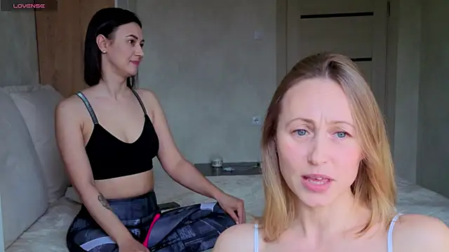 Helen198705: онлайн-секс-чат