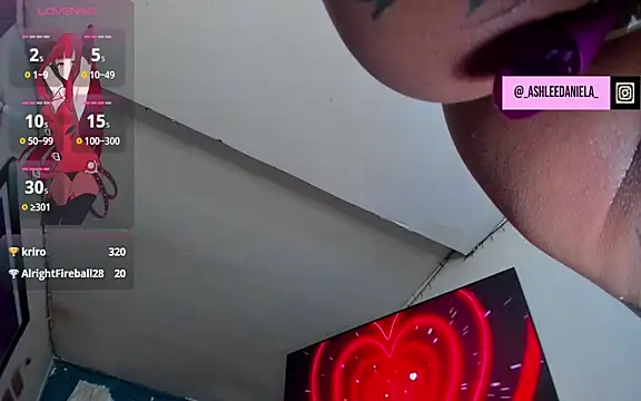 body_fox19 – Naživo XXX chat