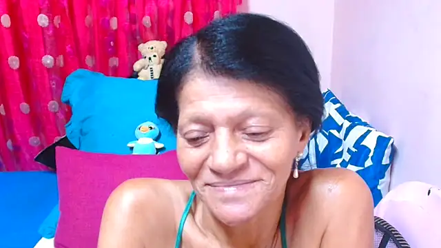 SLUTTYROXY 现场XXX聊天