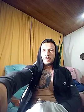 sebastian_horny Obrolan Langsung XXX