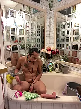 XXX chat uživo modela TranSexualJade95