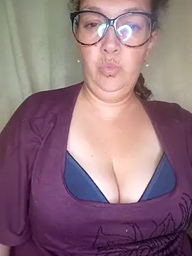 _Saraqueen Chat XXX live