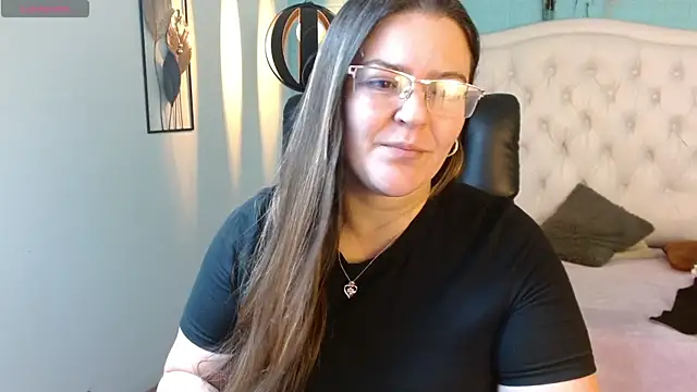 Chat +18 de MsJossie ao vivo