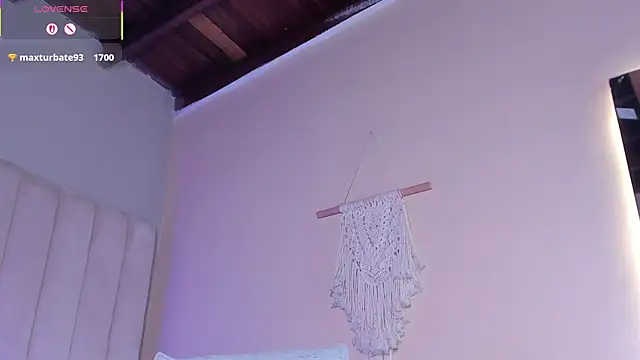 Elise_Diamond élő XXX-chatje