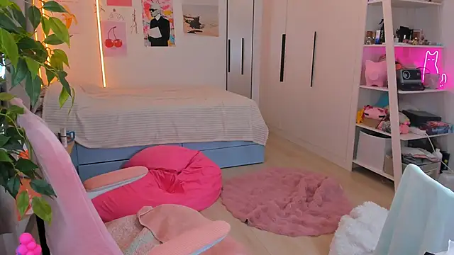 دردشة Lily_Young الجنس ية المباشرة