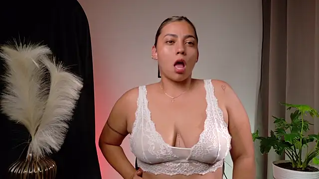 Zara_Nova – Naživo XXX chat