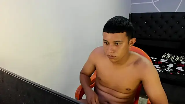 tony_mastercumn Webbikameraesitys