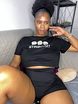 __Fifi – Live XXX-chat