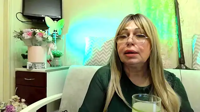 SusieNoreen Live XXX-Chat