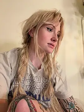 seeunexttuesday: онлайн-секс-чат