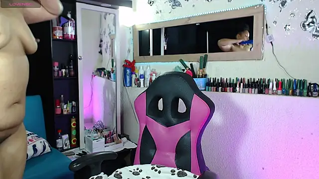 Czat XXX na żywo – SofiaRoyal2308