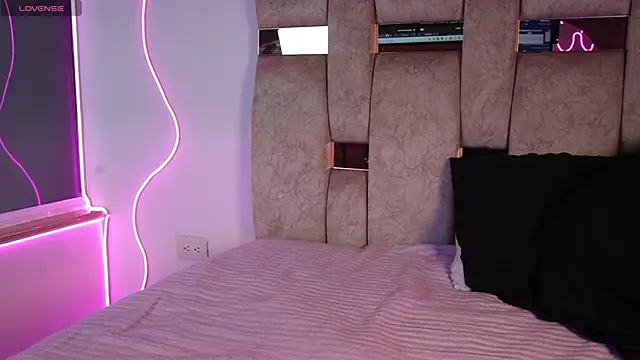 Petitte_Mussan Live XXX chat