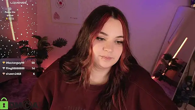 Chat +18 de Mia_R0ss ao vivo