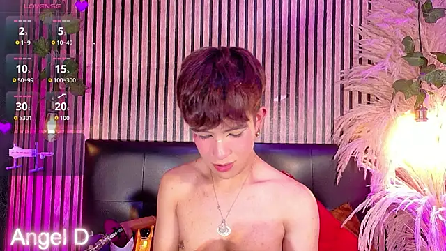 Angeldust19's Live XXX Chat