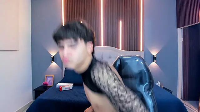 Tommy18__'s Live XXX Chat