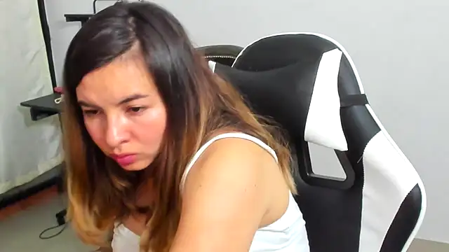 __Emma__11__Lecat_'s Live XXX Chat