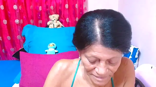 XXX chat uživo modela SLUTTYROXY