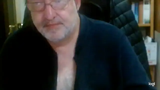 Hechizodeluz_: διαδικτυακό σόου στην κάμερα