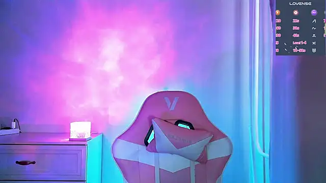 eskatmi 现场XXX聊天