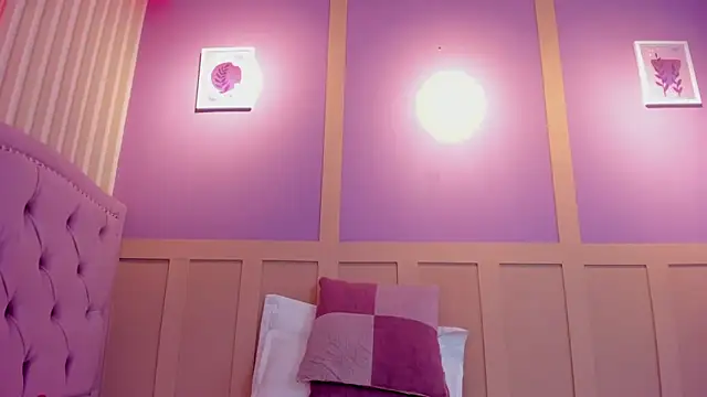 Chatroom XXX en direct de LilithAllenn