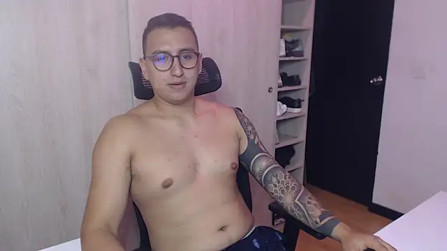 Živý XXX chat DanteVesper