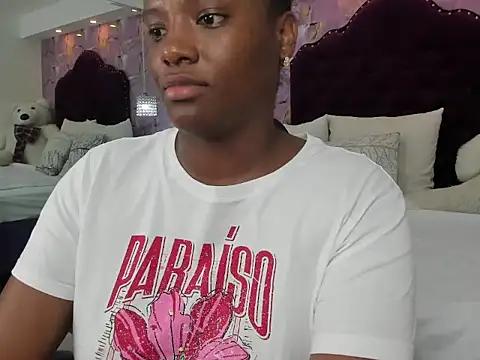 Вебкам-шоу ema_chanel06