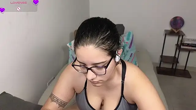 دردشة blue__moon_ الجنسية المباشرة