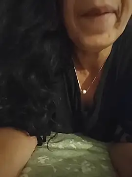 NakedMILFx's Live XXX Chat