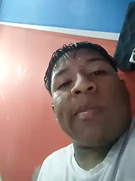 Tu_papi_69_ élő XXX-chatje