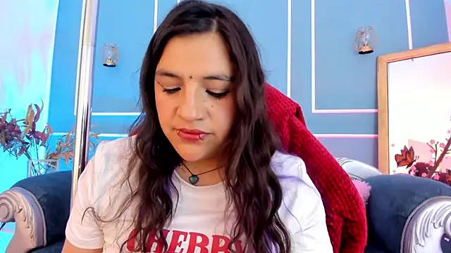 TaraTaylorrのライブXXXチャット