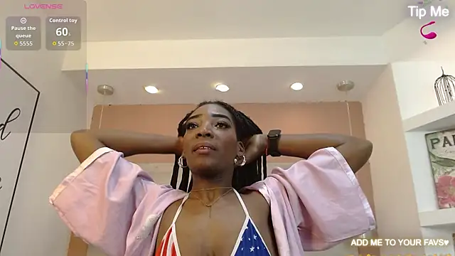 Show modela AlexandraCambell na web-kameri