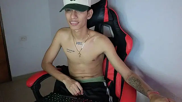 Show modela sung_yol na web-kameri