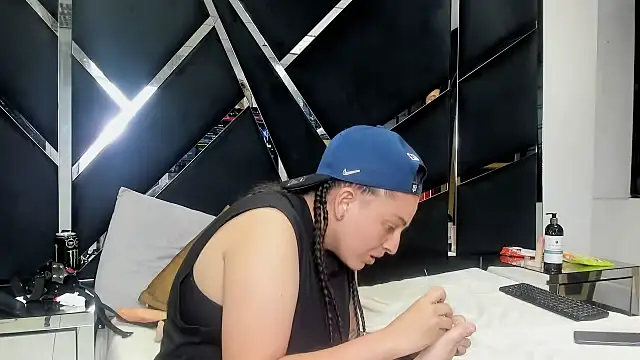 دردشة Alyssa_Noah الجنسية المباشرة