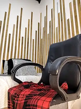 Oliver_bigblack_cock live XXX chat