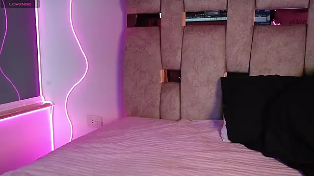 Živý XXX chat Petitte_Mussa