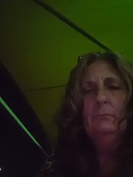 Chat +18 de SultrySummer68 ao vivo