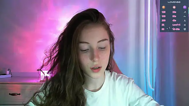 eskatmi's Live XXX Chat