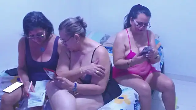 sexycristina_2 网络视讯表演