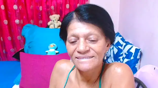 Chat XXX en directo de SLUTTYROXY