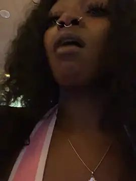 mochakaia's Live XXX Chat