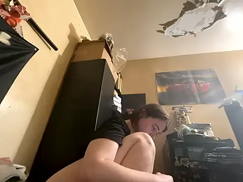 Snowbunnycake_131's Live XXX Chat