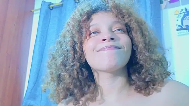 XXX chat uživo modela Ada_gales_