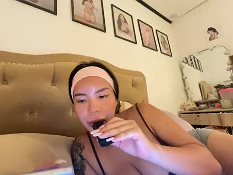 AsianSweetCock 在線直播表演