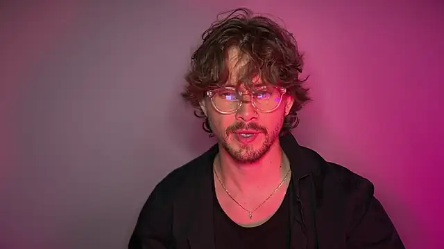 mcklister_kinky_feets Adlı Modelin Web Kamerası Şovu