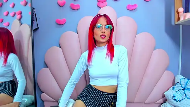 XXX chat uživo modela luci_miller